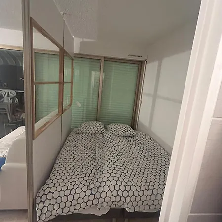 Studio Pres De Cannes Vue Mer 2 Апартаменты *